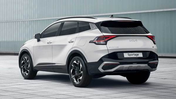 2022-kia-sportage-rear