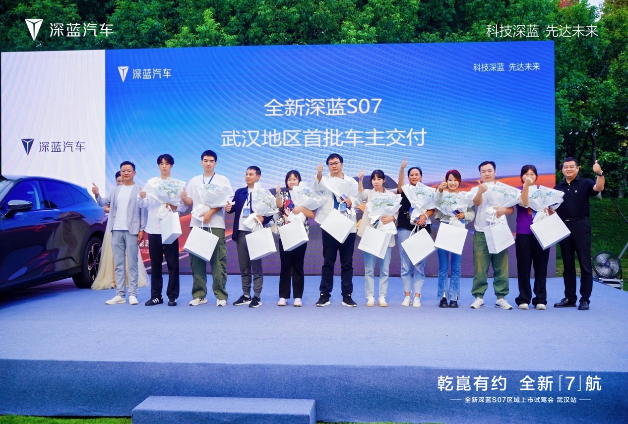 DSC01201-3983245754.jpg